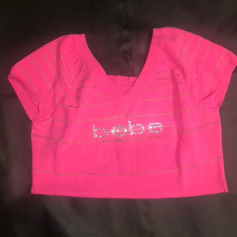 V-Neck BEBÉ Top 💞